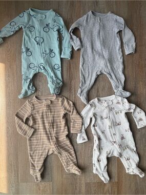 Carter's BundleFootie Set - Teal, Gray, Tan, White